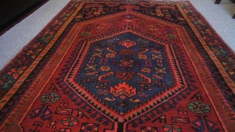 Spectacular Fine Hand-Knotted ARDEBIL Persian Rug