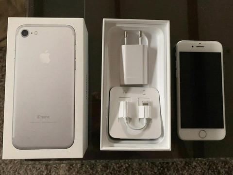 Iphone 7 With Box ( Like New )