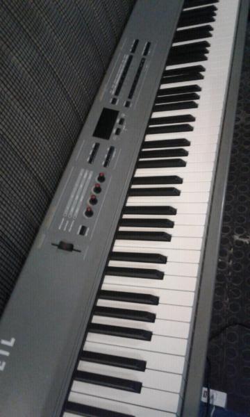 Kurzweil SP2X 88 Key weighted electric piano