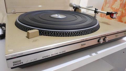 ✔ PHILIPS Semi Automatic Belt Drive Turntable AF-294