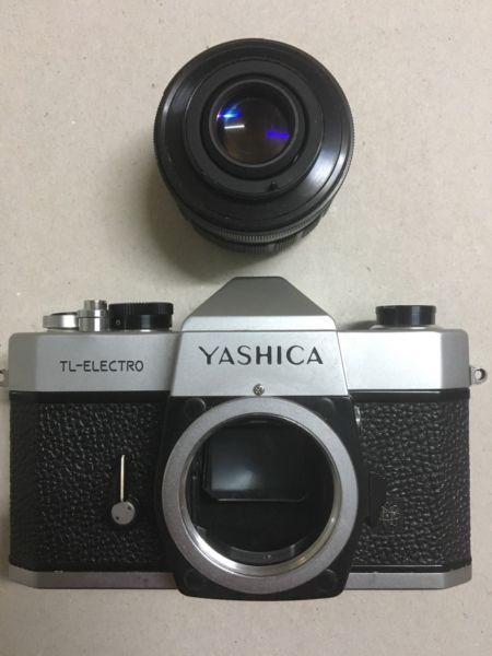 Vintage Yashica TL Electro 35 mm Camera