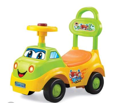 Ride on/walker with air horn