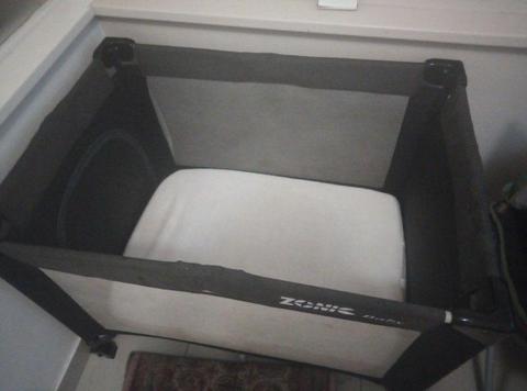 Urgent! Baby cot in good condition for R200