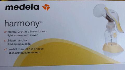 Medela manual breastpump for sale