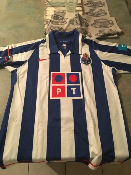 Limited edition Quaresma FC Porto football shirt
