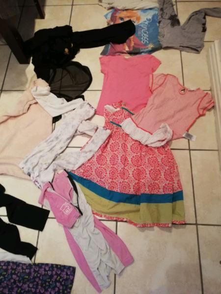 Girls clothes R100 the lot