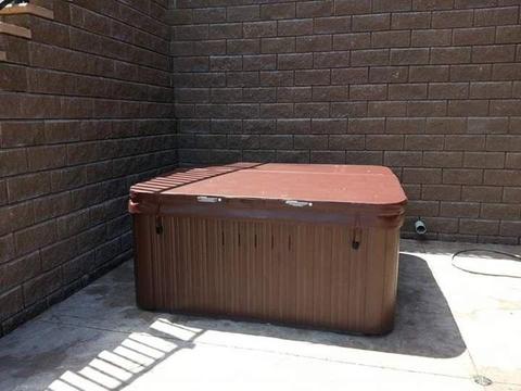 Portable Jacuzzi for sale by distributor