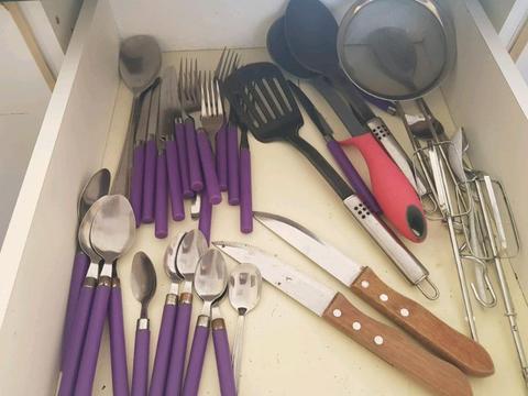 Cutlery and kitchen utensils