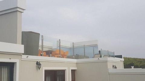 Glass and Stainless Steel Railing/ Fencing