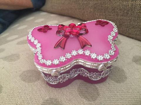 pink glass jewelry box