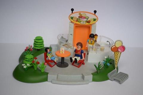 PLAYMOBIL Ice Cream Parlour Super Set number 4134