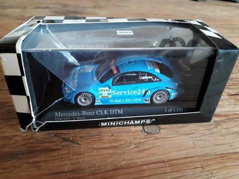 Minichamps Mercedes-Benz CLK DTM model