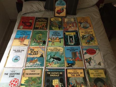 Tintin Complete set of all 21 books + 3 rare framed prints