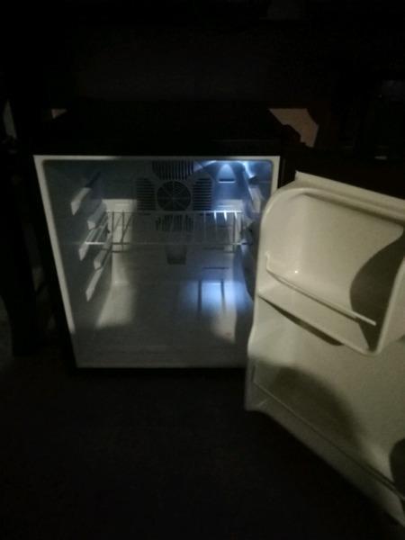Selling my cooler fridge Telefunken
