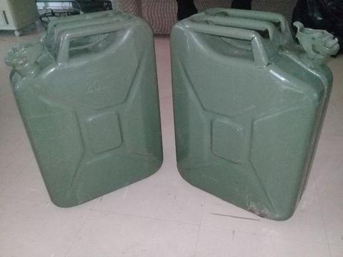 Two 20 litres Jerry cans for sale