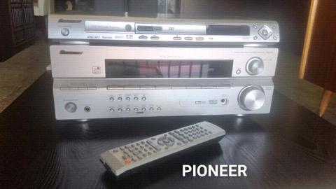 ✔ PIONEER 5.1 AV Receiver & DVD Player, VSX-515 & DV-383