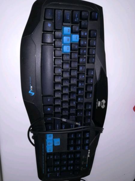 Cobra gaming keyboard and mouse