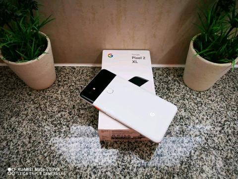 Google Pixel 2 XL Panda Edition 128GB / 4GB Ram Or Swap