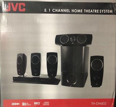 JVC 5.1 CHANEL DVD BLUETOOTH HOME THEATER SYSTEM BRAND NEW