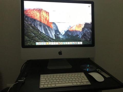 27” iMac with Wireless keyboard and Magic mouse