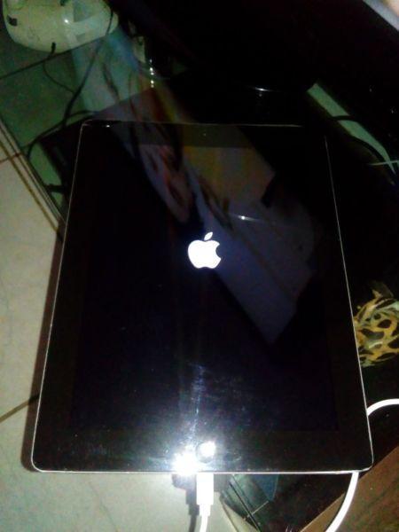 IPad 4 4th generation.. Sim and Wi-Fi for sale!!!