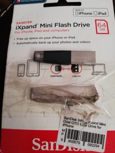 64gb Sandisk iXpand Mini Flash Drive
