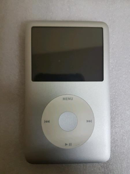 Titanium silver Apple iPod Classic 120 Gig