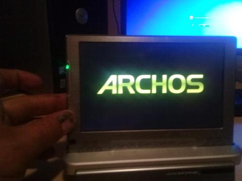 Archos 704 mobile DVR