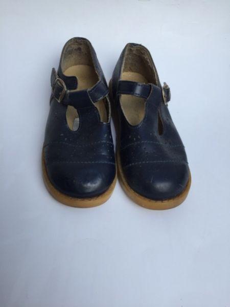 Shoe Childs Leather Shoe (Navy Blue)