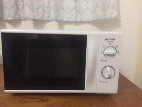 Microwave - White Perfekt (20 or 25liter)
