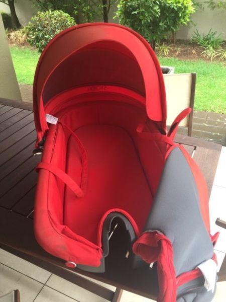 Stokke carry cot