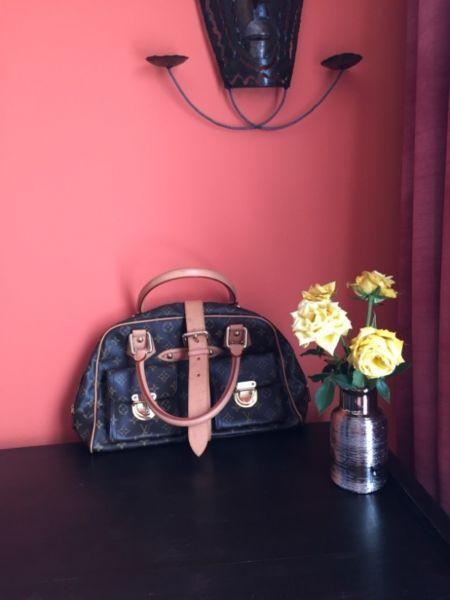 Authentic Louis Vuitton monogram Manhattan handbag (brown leather)