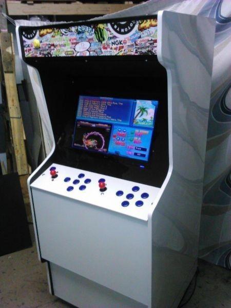 Arcade Game with pucman street fighter and more