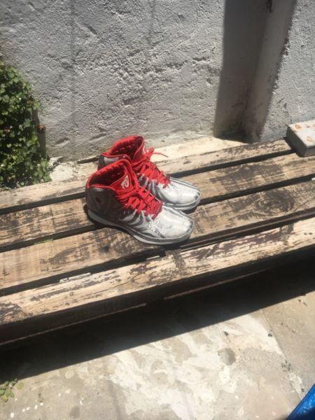 Adidas Derrick Rose 4.5 Basket ball shoes 27cm