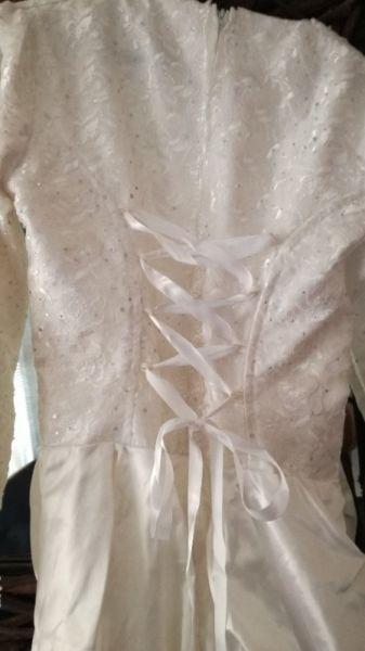 White wedding dress for sale