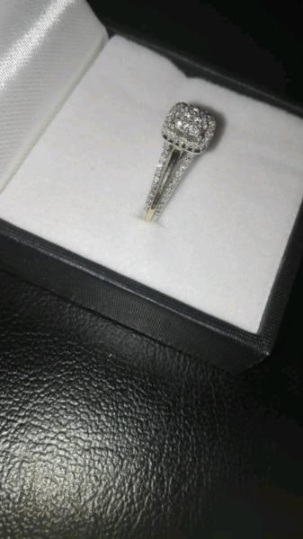 Diamond ring with certificate of authenticity