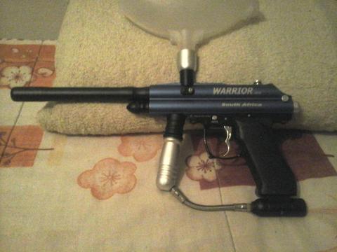 Paintball Gun with accessories