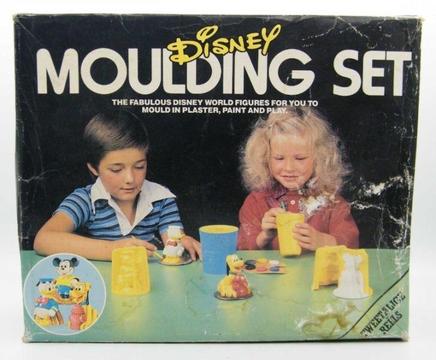 Vintage DISNEY Moulding set in original box – unused