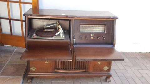 Radiogram / Gramophone
