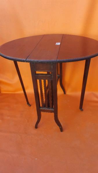 Victorian Mahogany dropside table