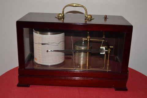 Vintage Casella London Barograph in prestine condition