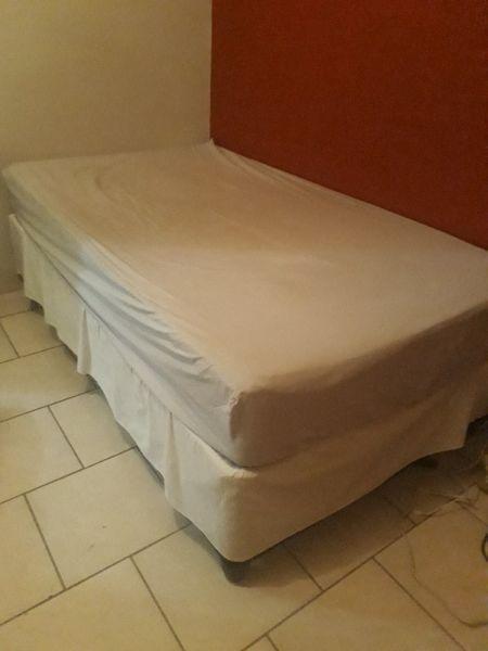3quarter bed for sale