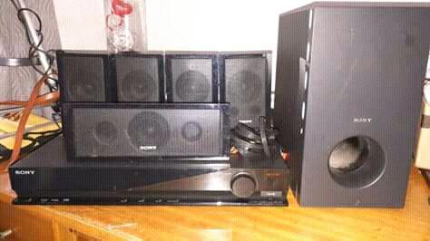 Sony Home Theatre System - Hardly been use - Bargain !!!!!!!