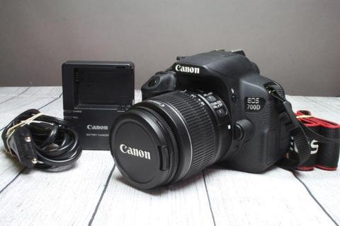 Canon 700D camera with 18-55mm IS STM lens