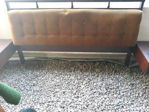 Headboard with attached pedestals. Total length 2700 (1600 between pedestals). R300 for quick sale