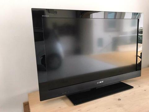32 inch Sony Bravia Lcd Tv - Full Hd - Usb - Ethernet - Remote - Spotless - Bargain !!!!