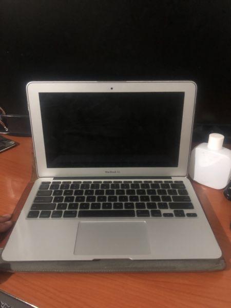 2011 MacBook Air 11” Core i5