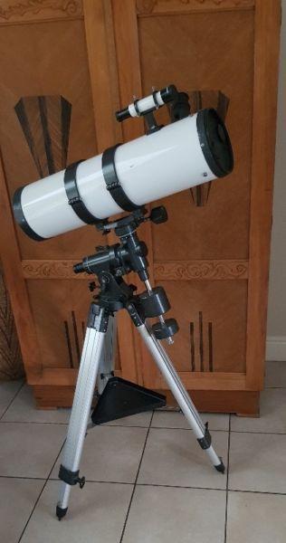 Telescope - awesome telescope ! Only R1200.00