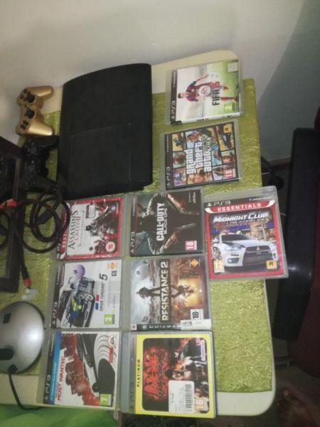 PS3 500 gigabyte Hargrove with two controls and 9 games R2500