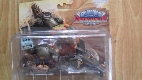 Skylanders superchargers figurines